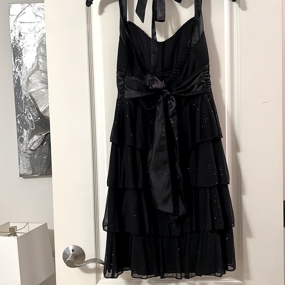 NWT Black Sequence Sparkle Tie Around Neck & Back Dress, Juniors - Picture 3 of 4